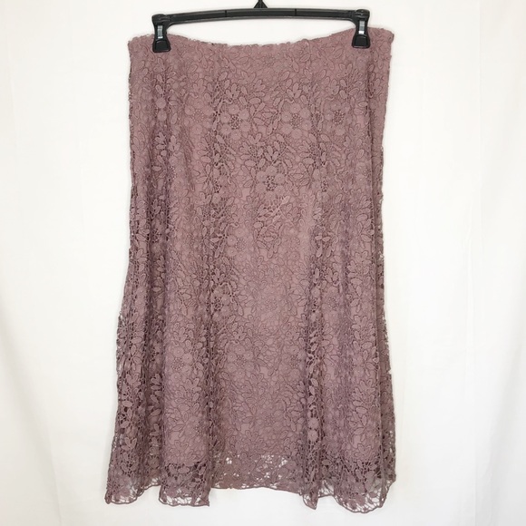 🥂SOLD🥂GARNET HILL Spiced Plum Lace Skirt - Picture 3 of 8